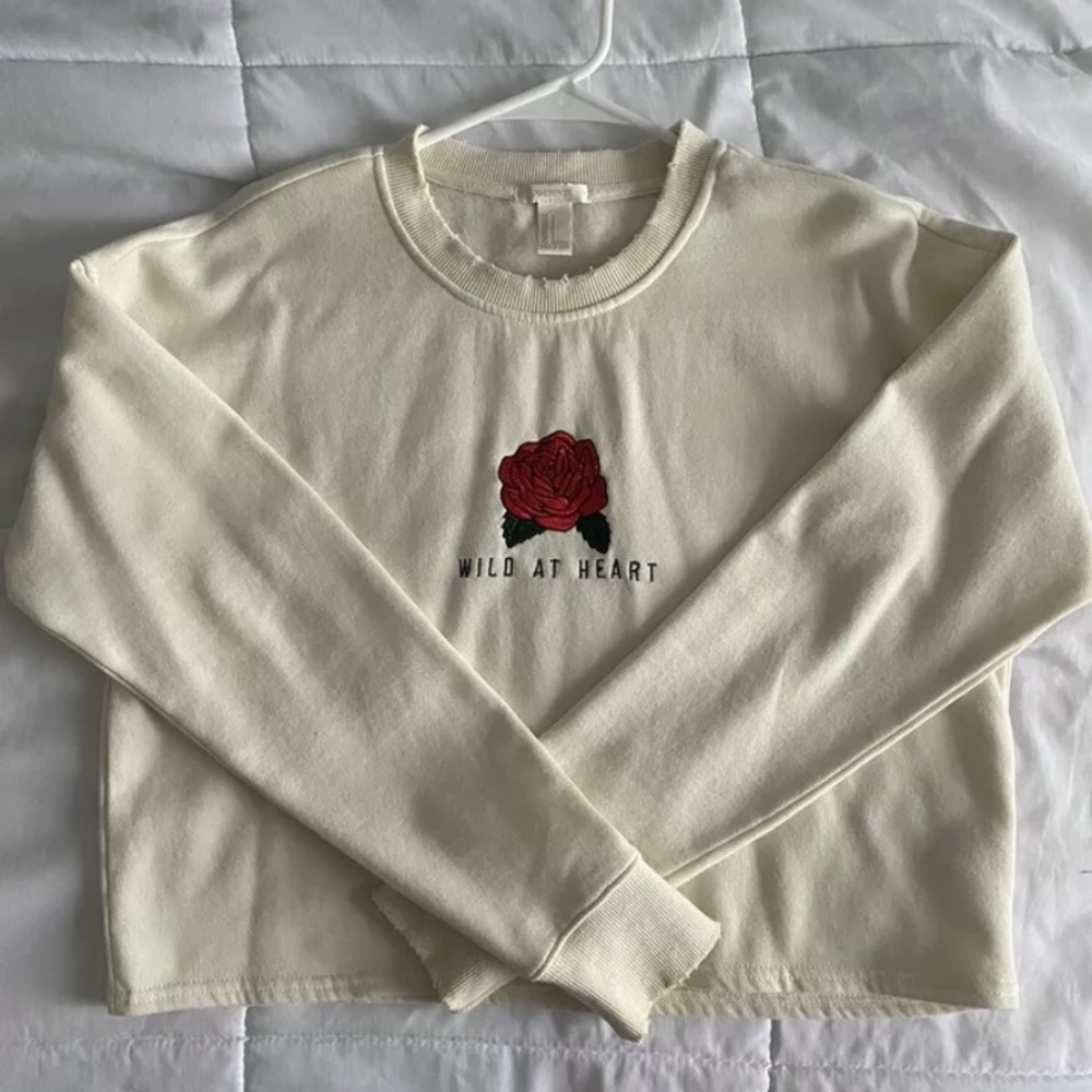 Forever 21 Graphic Embroidered Crewneck - Size M